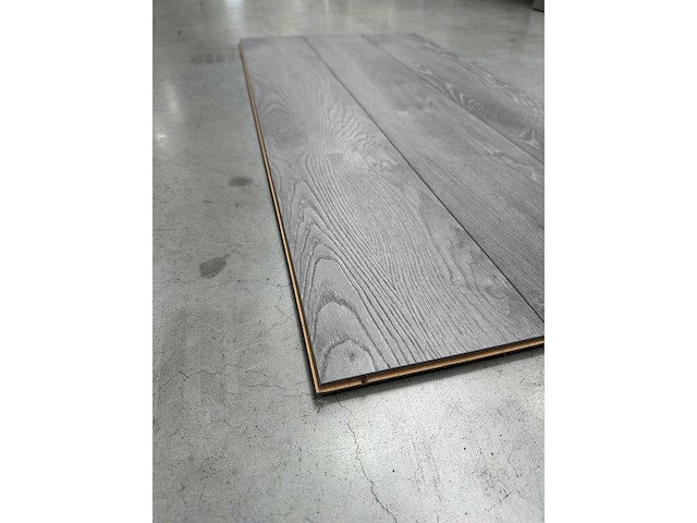 81,30 m² laminaatvloer 12mm - afbeelding 3 van  3