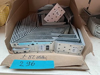 82 hoekverbinders - afbeelding 1 van  4