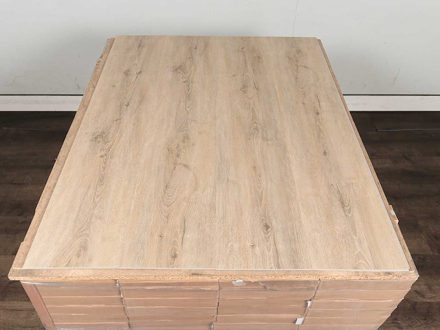 82 m2 pvc spc click vinyl plank met xps onderlaag - 1220 x 228 x 4+1 mm - afbeelding 3 van  3