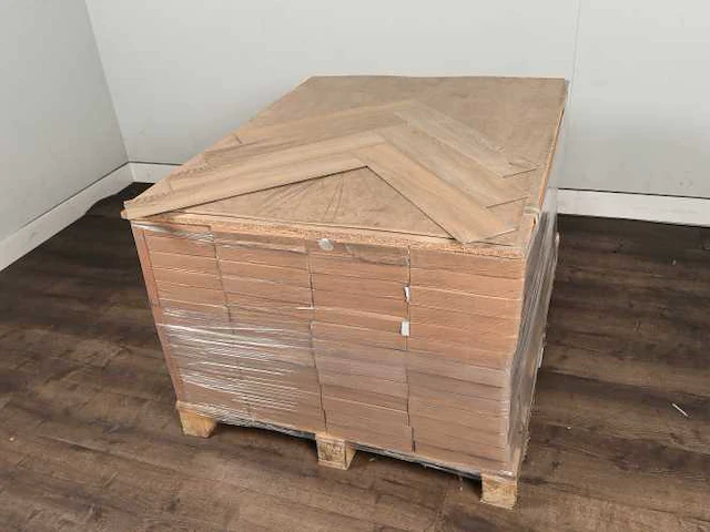 82 m2 pvc spc click visgraat - 610 x 122 x 4,5 mm - afbeelding 4 van  4