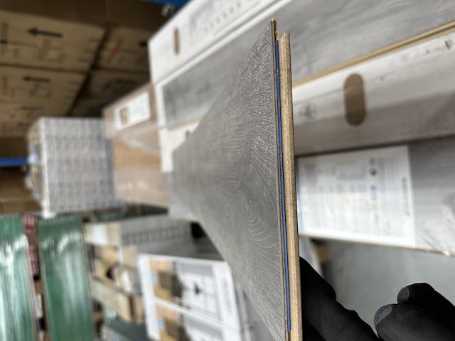 82,86 m² laminaatvloer 8mm - afbeelding 3 van  3