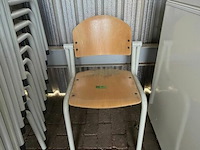 83 stoelen - afbeelding 1 van  2