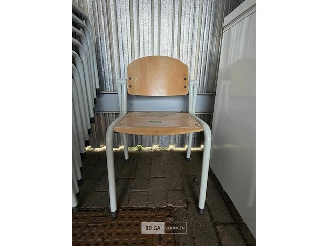 83 stoelen - afbeelding 2 van  2