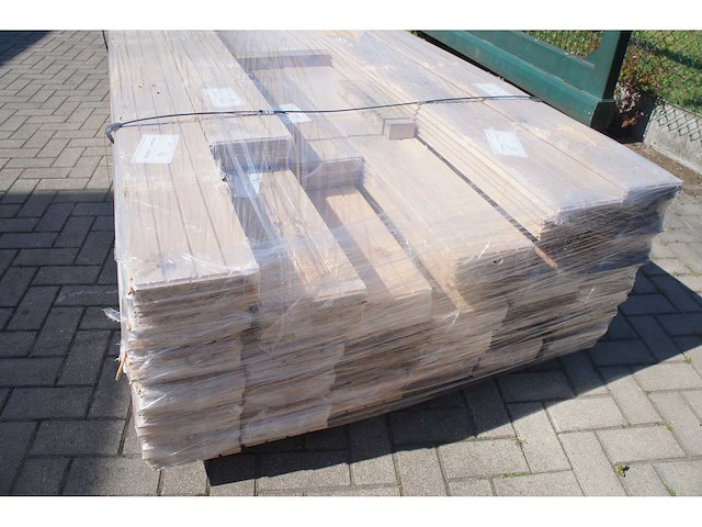 83,77 m² massief eiken parket 14mm - afbeelding 4 van  6