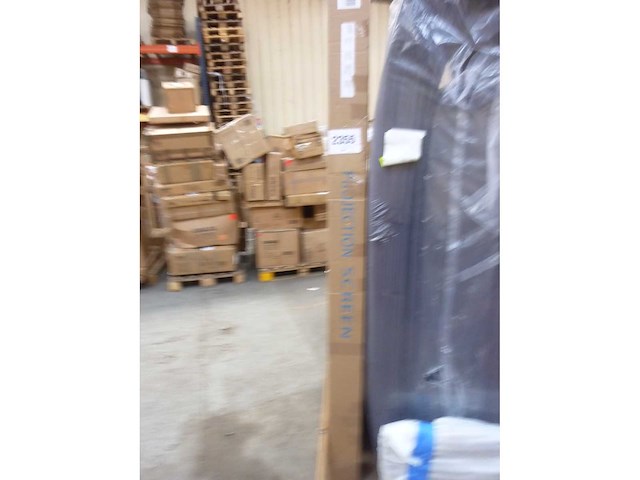 84 inch videoprojectiescherm, 4:3 4k hd gemotoriseerd en elektrisch projectiescherm - afbeelding 9 van  9