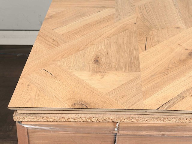 84 m2 laminaat watervast brede plank - 1290 x 329 x 8 mm - afbeelding 2 van  4