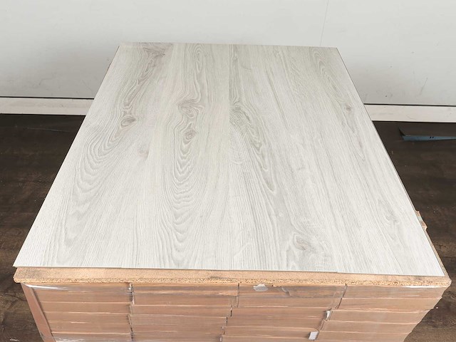 84 m2 pvc click vinyl plank - 1220 x 240 x 4,2 mm - afbeelding 3 van  4