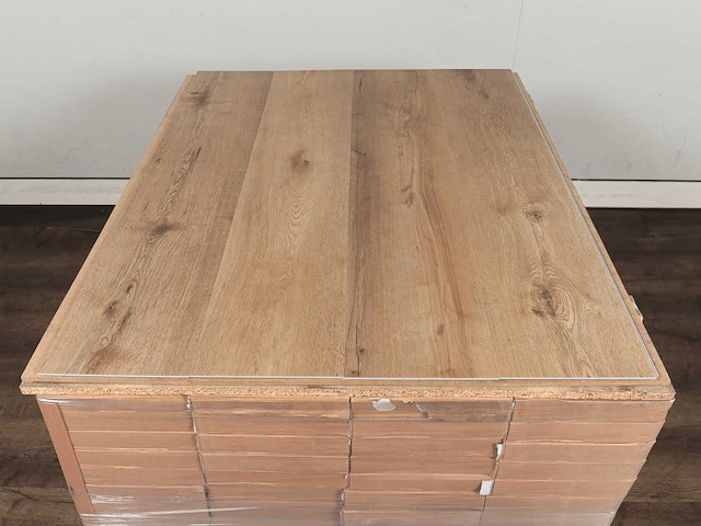 84 m2 pvc spc click plank met xps onderlaag - 1220 x 228 x 5+1,5 mm - afbeelding 3 van  4