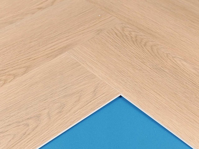 84 m2 pvc spc click vinyl visgraat met xps onderlaag - 750 x 150 x 4+1 mm - afbeelding 2 van  4