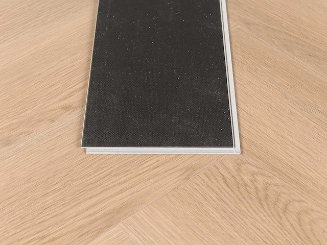 84 m2 pvc spc click visgraat met xps onderlaag - 750 x 150 x 4+1 mm - afbeelding 4 van  4
