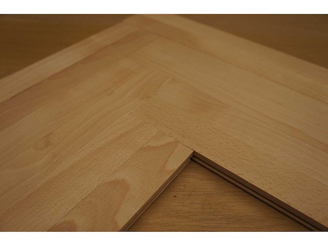 84,67 m² massief beuken visgraatparket 16mm - afbeelding 4 van  5