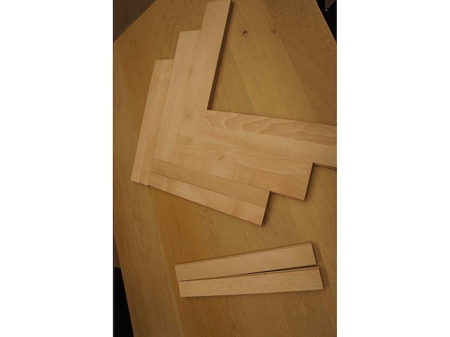 84,84 m² massief beuken visgraatparket 16mm - afbeelding 1 van  5