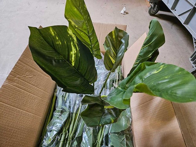 84x varia kunstplanten pothos en philo - afbeelding 1 van  6