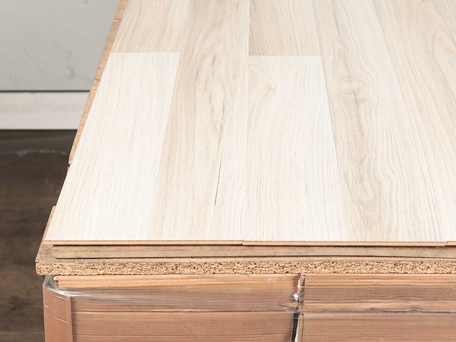 85 m2 laminaat plank - 1383 x 193 x 8 mm - afbeelding 2 van  4