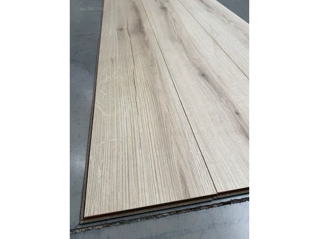 85.6 laminaatvloer 10mm - afbeelding 2 van  3