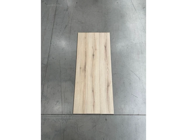 85,60 m² laminaatvloer 10mm - afbeelding 1 van  3
