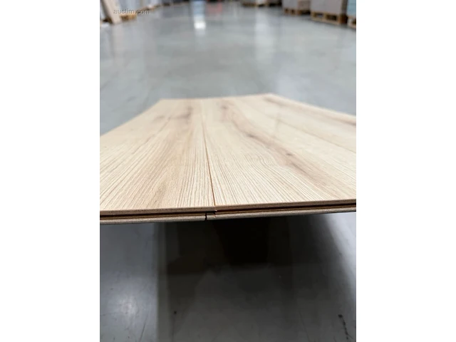 85,60 m² laminaatvloer 10mm - afbeelding 3 van  3