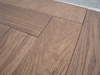 8,64 m² massief eiken visgraat 20mm clay oil - afbeelding 2 van  6