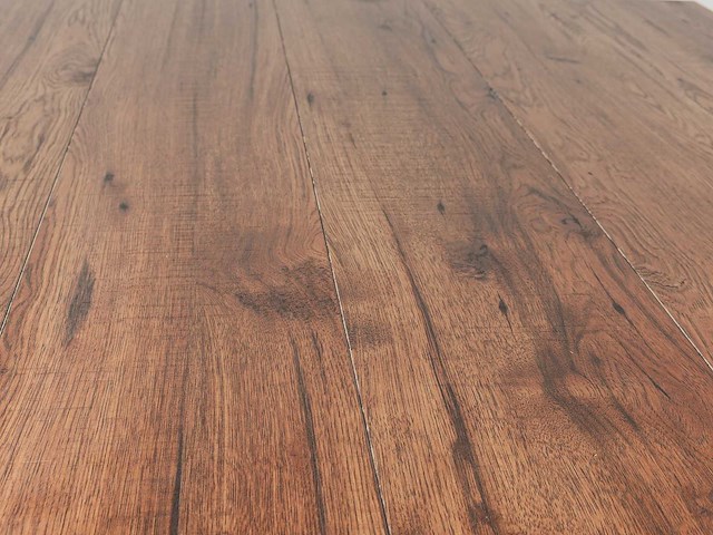 87 m2 laminaat plank watervast - 1290 x 193 x 10 mm - afbeelding 1 van  4