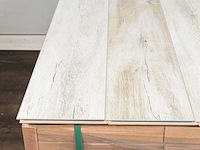 87 m2 laminaat plank watervast - 1380 x 193 x 10 mm - afbeelding 2 van  4