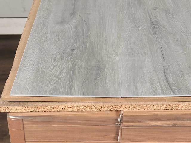 87 m2 pvc spc click plank met xps onderlaag - 1220 x 228 x 4+1 mm - afbeelding 2 van  4