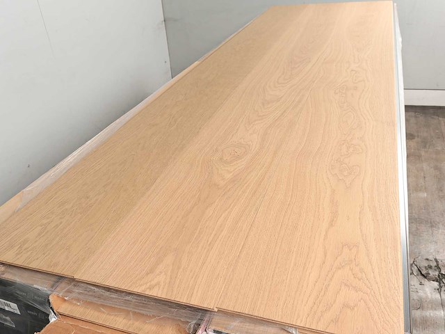 88 m2 parket eiken fineer berry alloc - 2410 x 241 x 10,1 mm - afbeelding 2 van  2