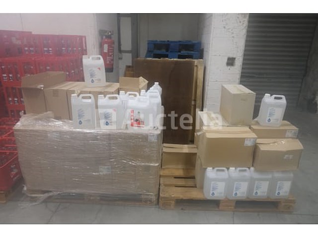 880 blikjes handdesinfecterend middel van 5 liter (verlopen datum) - afbeelding 5 van  8