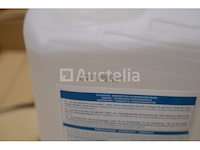 880 blikjes handdesinfecterend middel van 5 liter (verlopen datum) - afbeelding 7 van  8