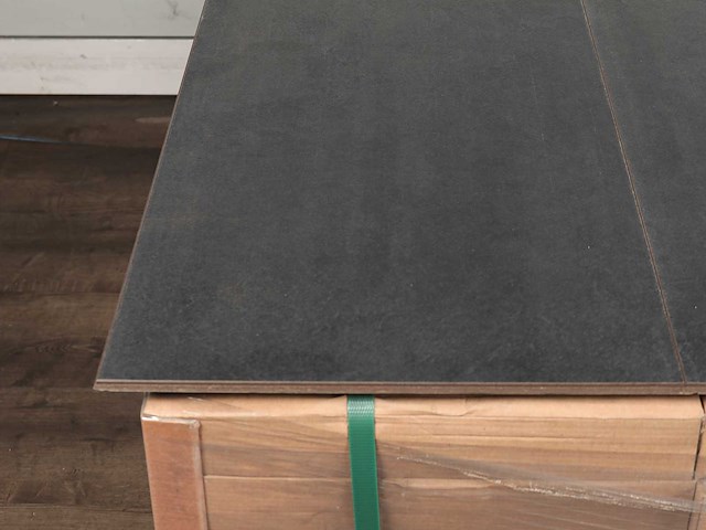 89 m2 laminaat plank watervast - 1290 x 329 x 8 mm - afbeelding 2 van  4