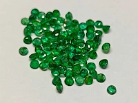 89 natuurlijke groene smaragden – ronde vorm – 4,91 cts - afbeelding 1 van  6