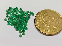 89 natuurlijke groene smaragden – ronde vorm – 4,91 cts - afbeelding 3 van  6