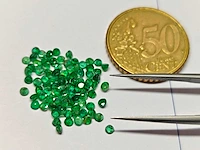 89 natuurlijke groene smaragden – ronde vorm – 4,91 cts - afbeelding 5 van  6