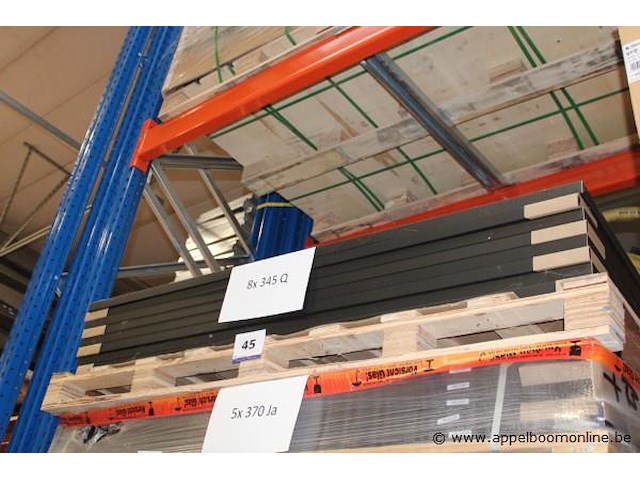 8x 345w zonnepanelen - afbeelding 1 van  2