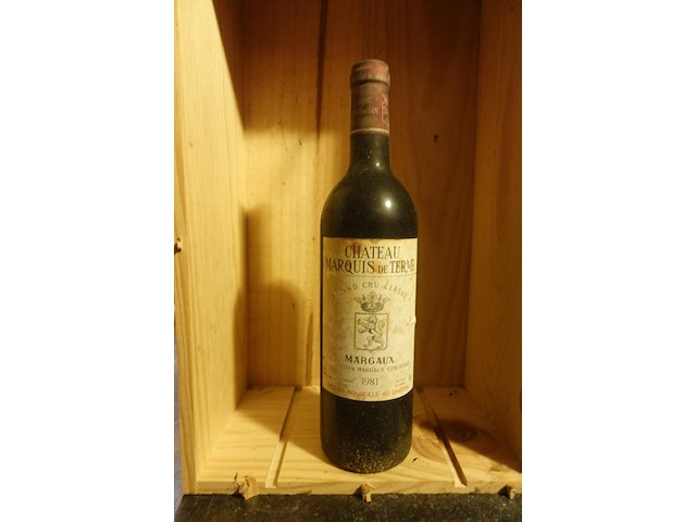8x 75cl chateau marquis de terme 1981 - afbeelding 1 van  3