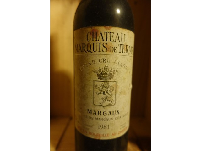 8x 75cl chateau marquis de terme 1981 - afbeelding 2 van  3