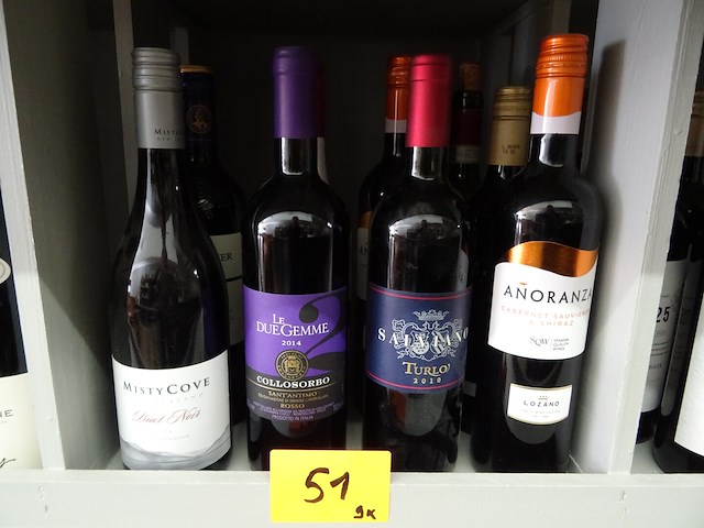 8x 75cl diverse rode wijn - afbeelding 1 van  5