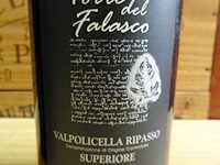 8x 75cl torre del falasco 2012 - afbeelding 4 van  6
