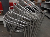 8x alu stoel