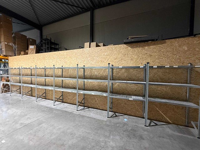 8x aluminium rekken – totaal ±9,6 meter – lot 114 - afbeelding 2 van  3