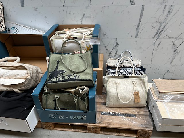 8x design tapijt in design tas fab2 - afbeelding 1 van  4