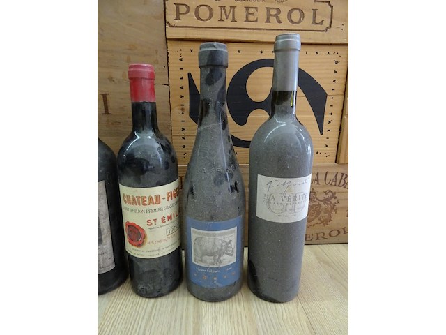 8x diverse oude rode wijnen - afbeelding 5 van  12