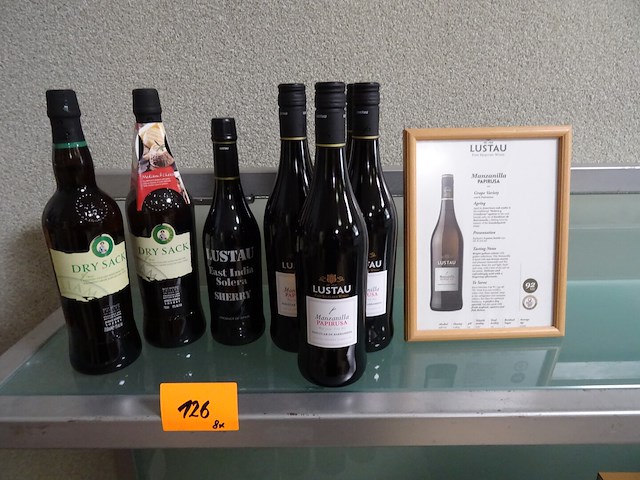 8x diverse sherry's - afbeelding 1 van  4