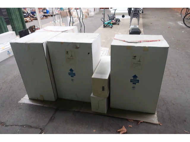 8x diverse verlichting - afbeelding 3 van  4