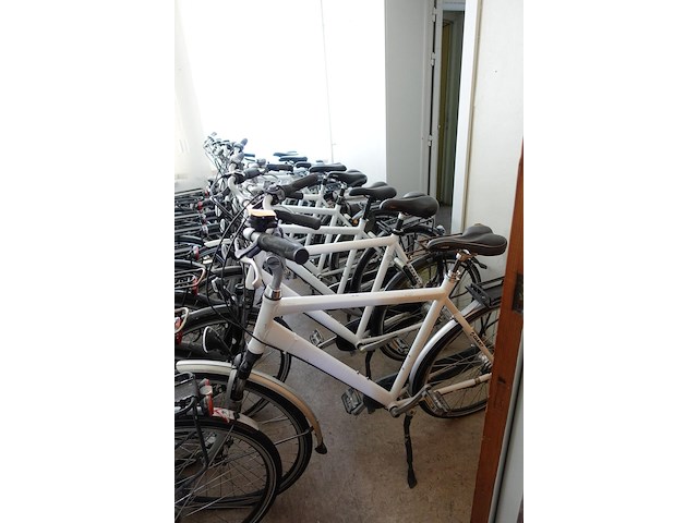 8x fiets - afbeelding 1 van  3
