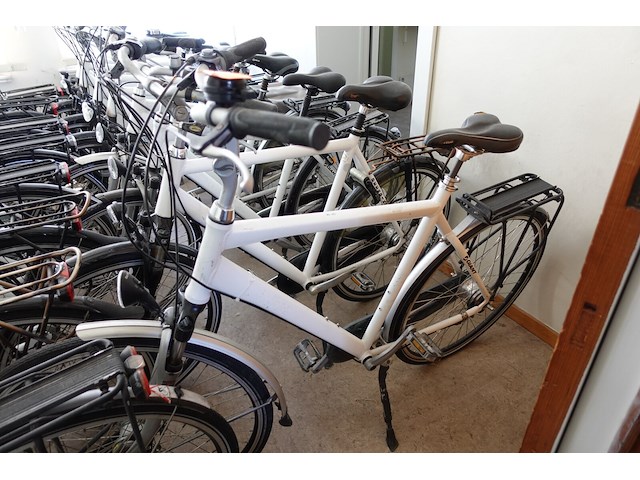 8x fiets - afbeelding 2 van  3
