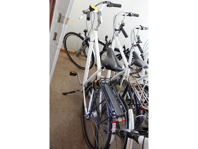 8x fiets - afbeelding 2 van  3