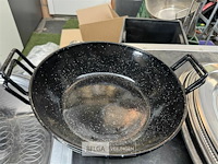 8x gelakte ijzeren pannetjes ø23 cm - afbeelding 4 van  4