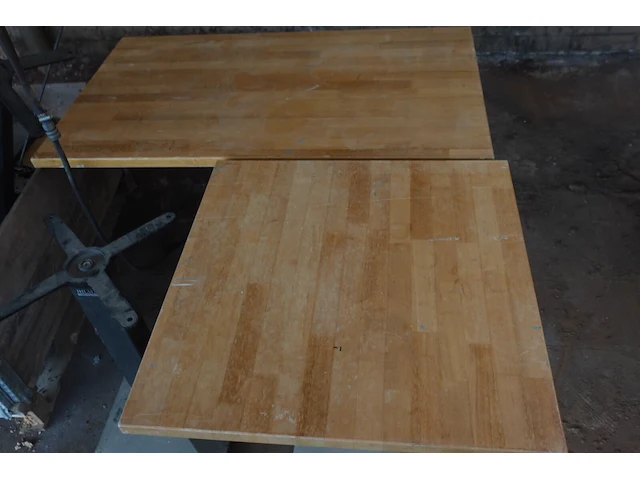 8x houten tafel met metalen onderstel - afbeelding 2 van  5