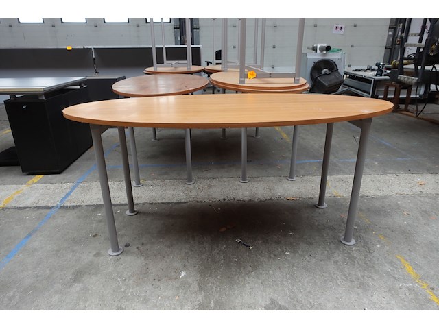 8x houten tafel - afbeelding 1 van  4