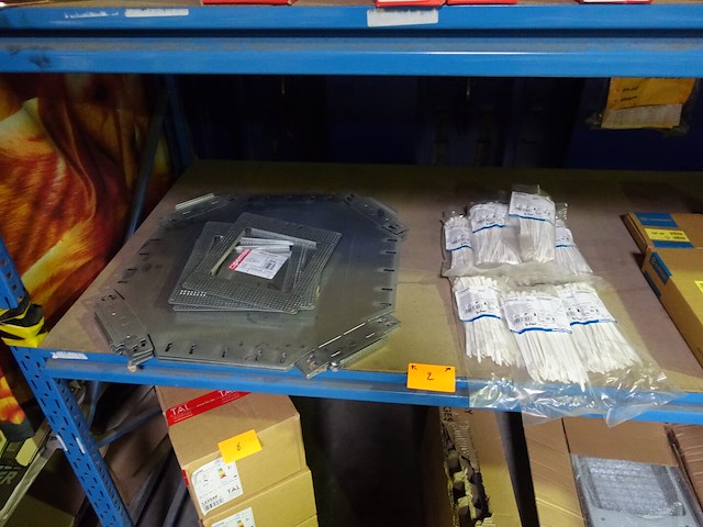 8x kabelbinders + rest - afbeelding 1 van  6